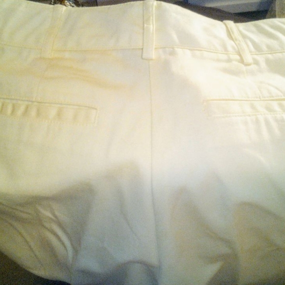 NINETY Buttercream 10 Petite Capri pant 3 buttons on legs + pockets Like… - Picture 8 of 8